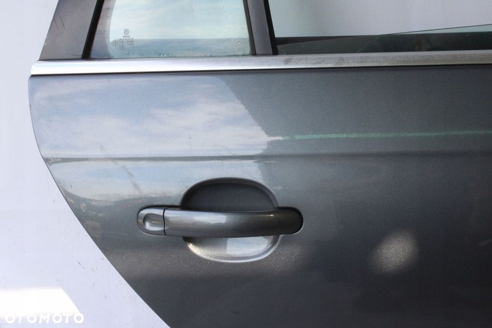 DRZWI PRAWE TYLNE PRAWY TYŁ VW GOLF 5 V KOMBI 2007R- LD7X - 5