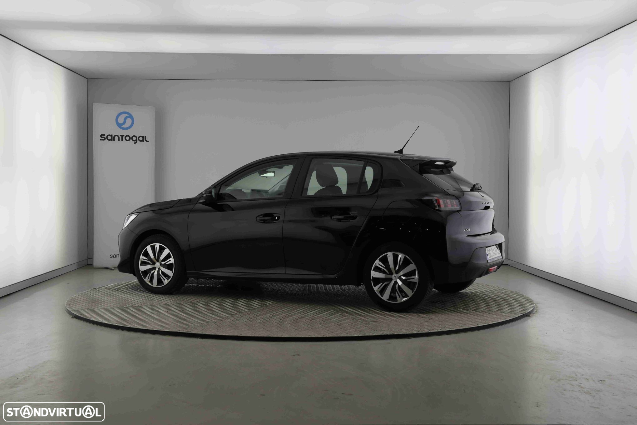 Peugeot 208 1.2 PureTech Active Pack - 4