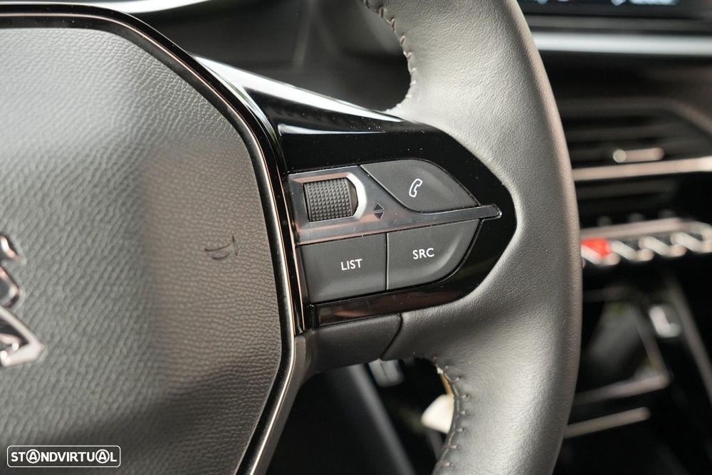 Peugeot 2008 1.2 PureTech Allure Pack - 16