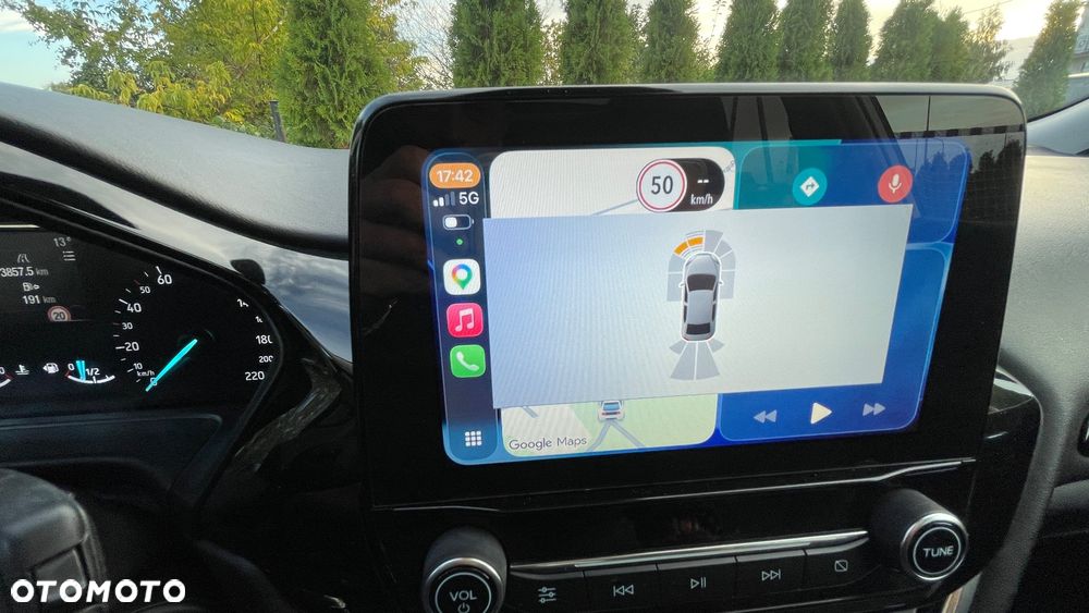 Ford Fiesta 1.0 EcoBoost Titanium - 32