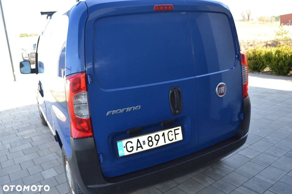 Fiat Fiorino Kombi 8V Base - 6