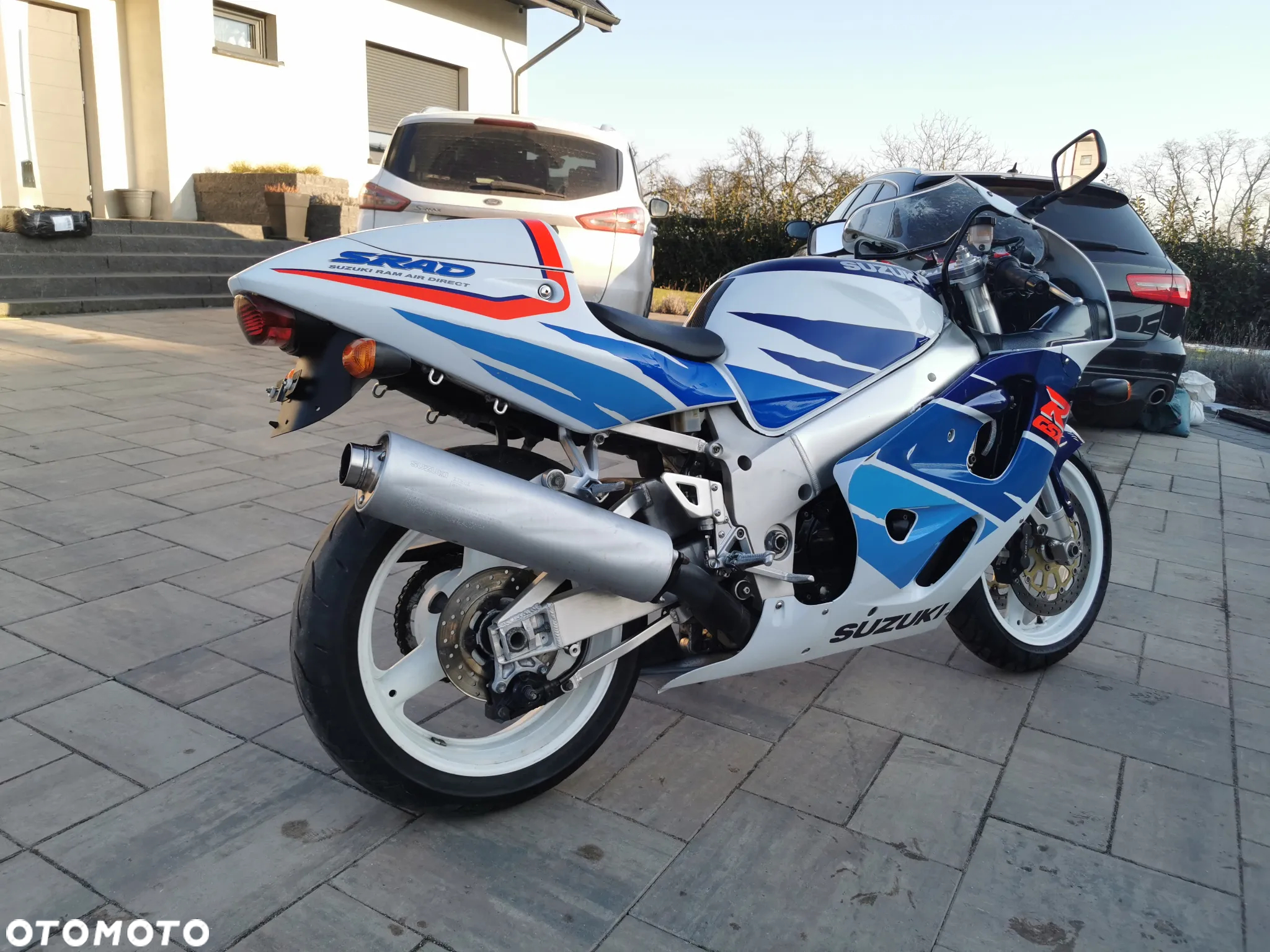 Suzuki GSX-R - 3