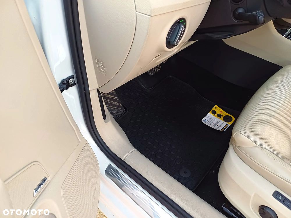 Skoda Superb Combi 2.0 TSI 4x4 DSG L&K - 30