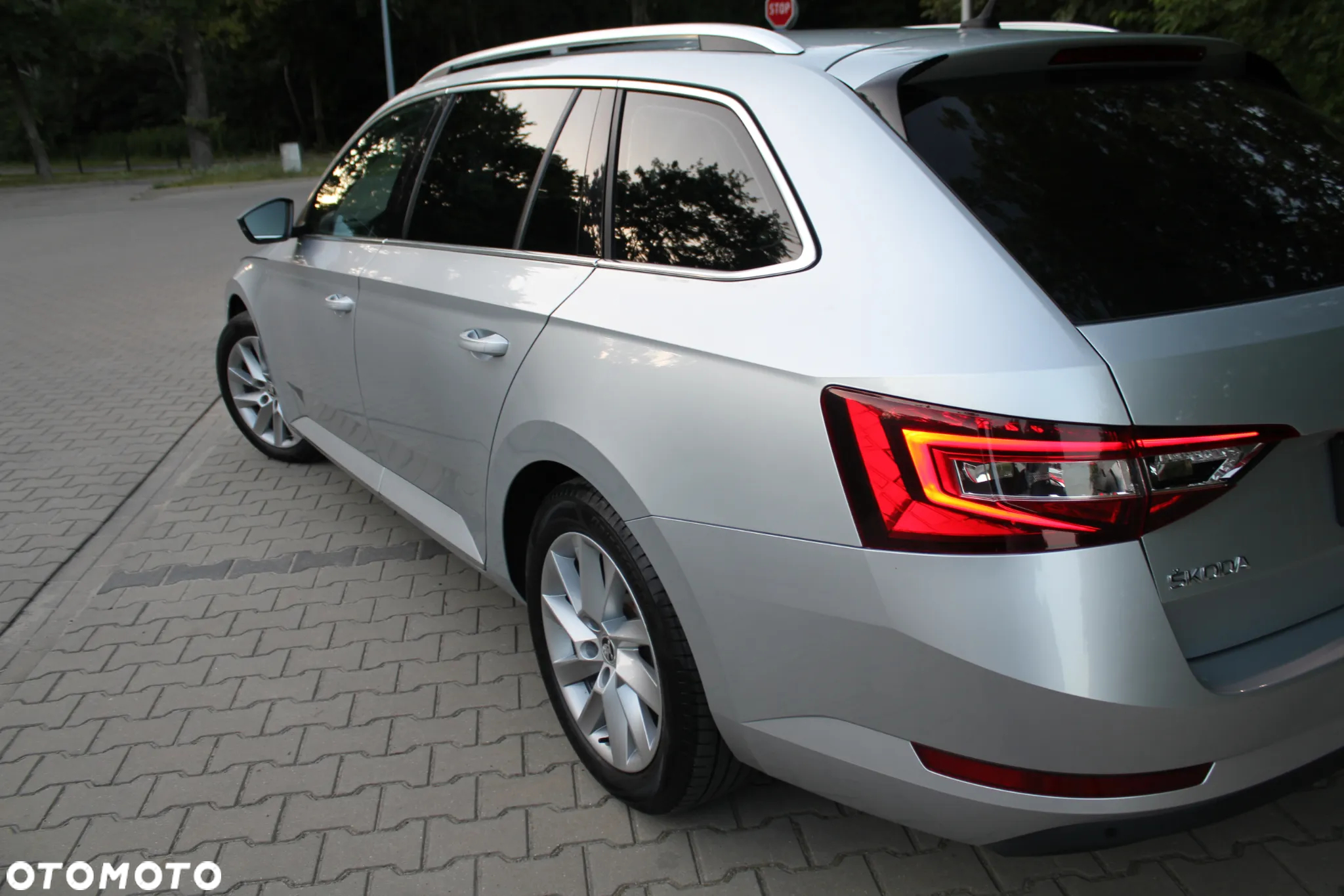 Skoda Superb 2.0 TDI Style - 3
