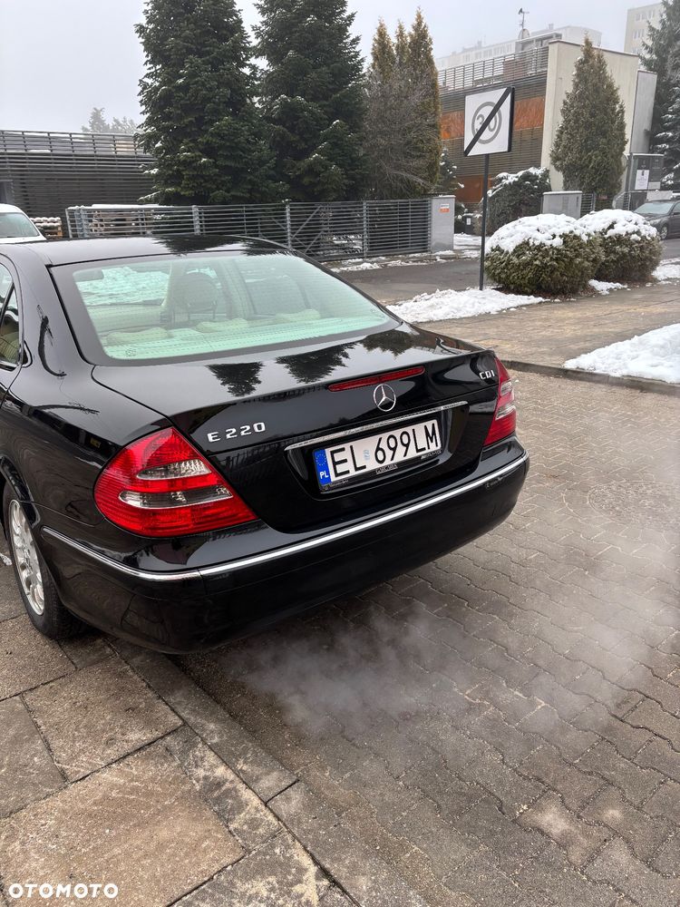 Mercedes-Benz Klasa E - 4