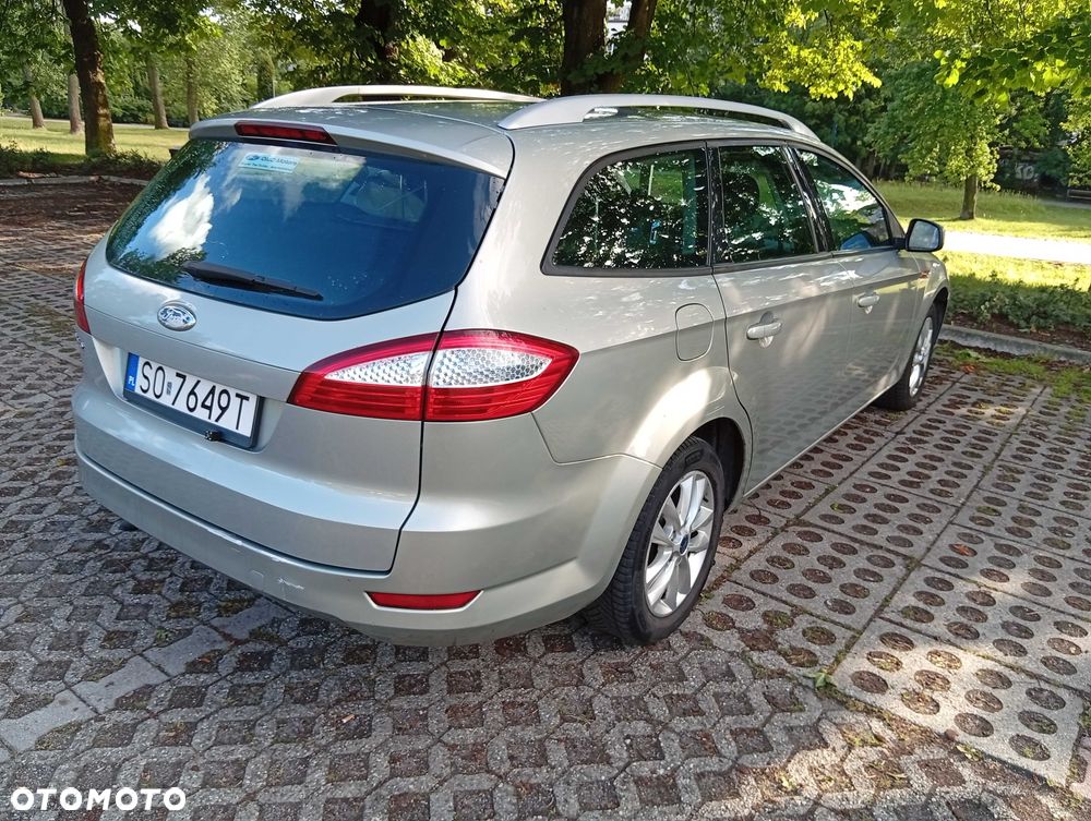 Ford Mondeo - 8