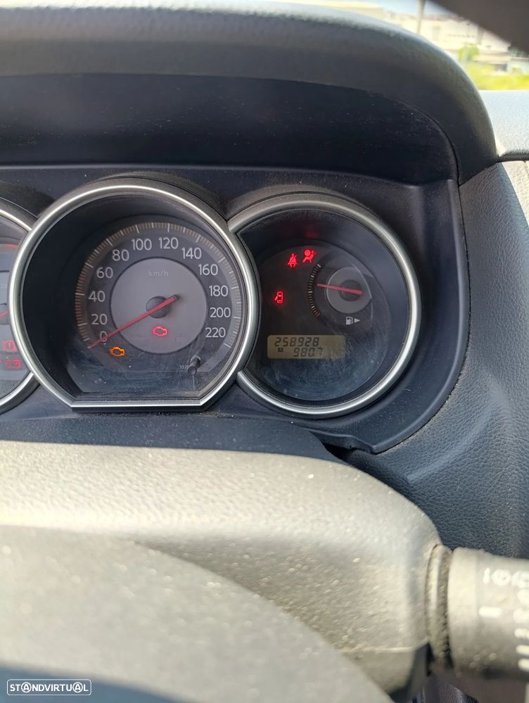Nissan Tiida 1.5 dCi Tekna - 9