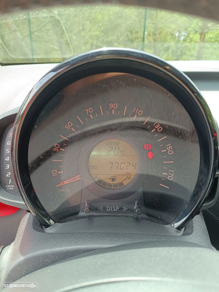 Toyota Aygo 1.0 X-Wave - 14