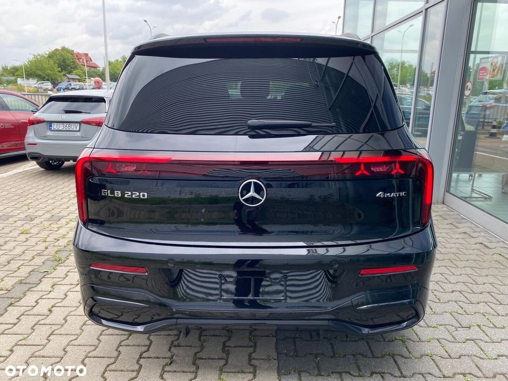 Mercedes-Benz GLB - 3