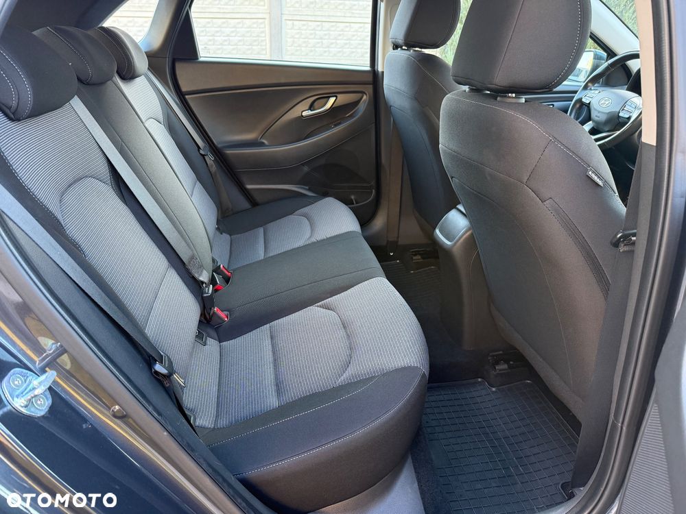 Hyundai i30 1.5 DPI Smart - 17