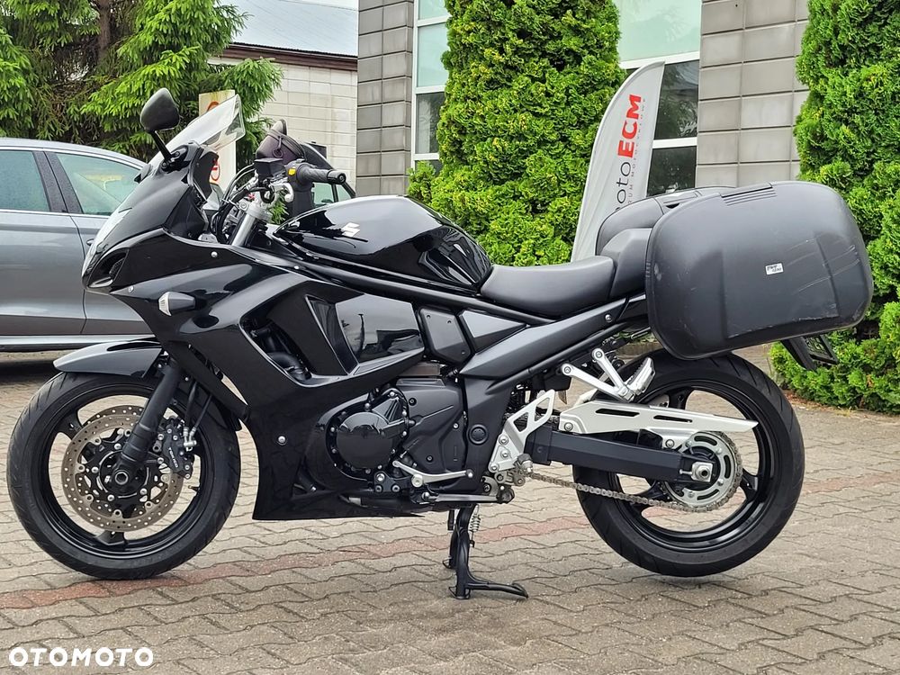 Suzuki GSX - 5