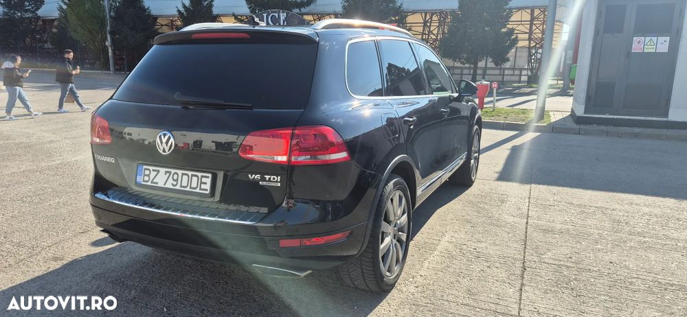 Volkswagen Touareg - 2