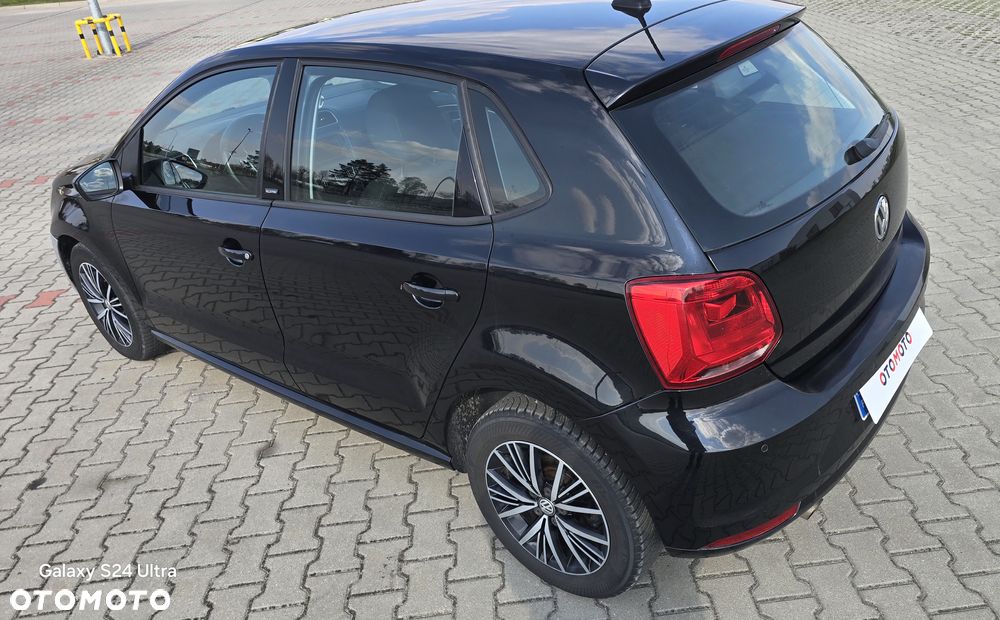 Volkswagen Polo 1.4 TDI Blue Motion Technology Allstar - 15
