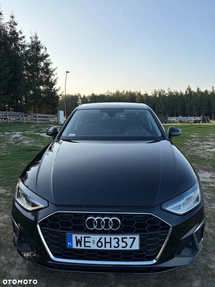 Audi A4 Limousine 35 TFSI mHEV S Line S tronic - 2