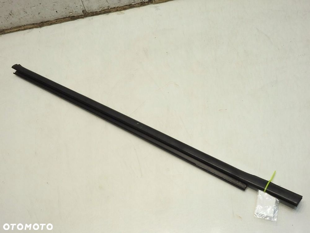 USZCZELKA DRZWI LEWY PRZÓD JEEP COMPASS I - 6