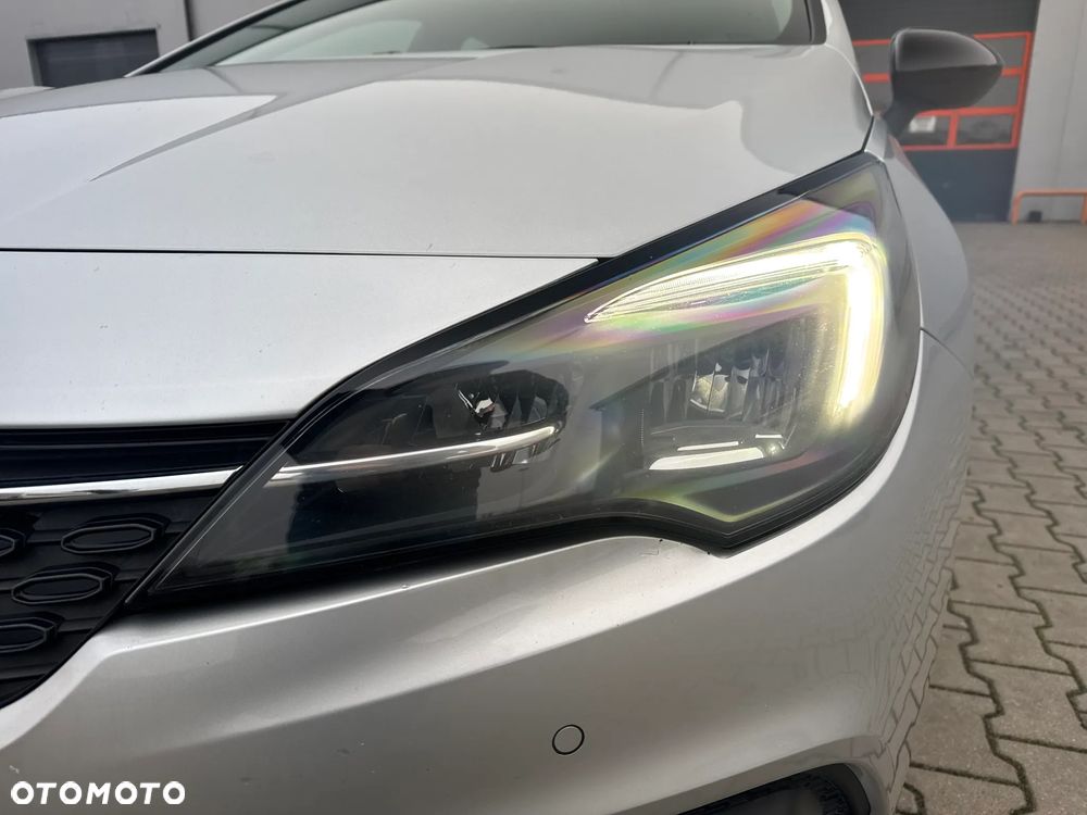 Opel Astra 1.4 T Edition S&S - 9