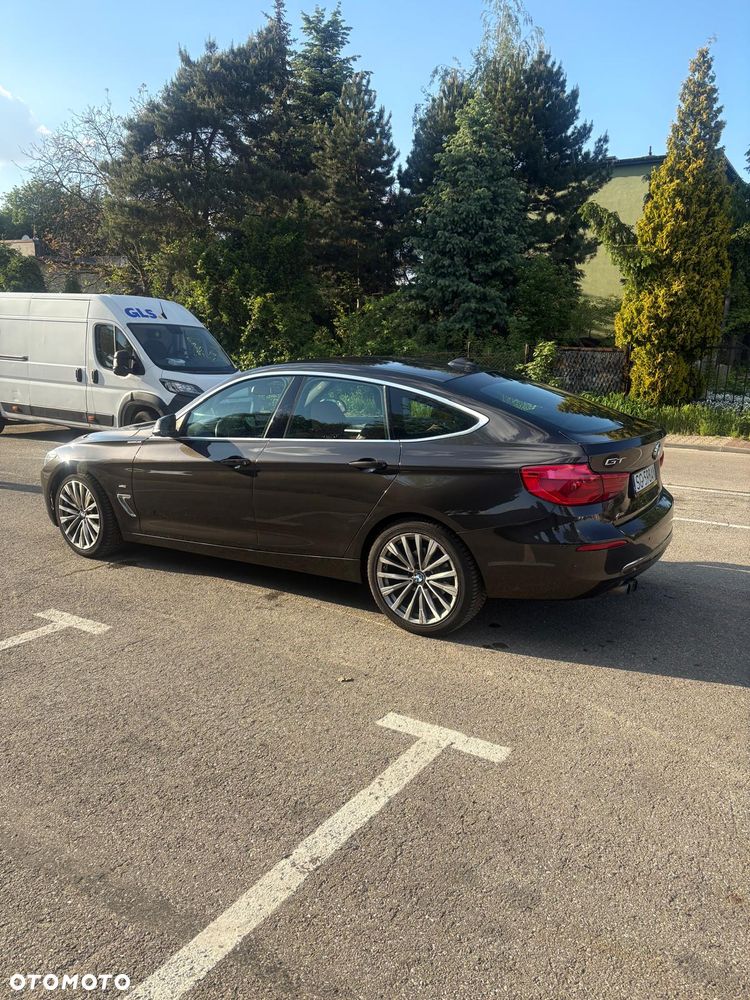 BMW 3GT 320i xDrive Luxury Line sport - 2