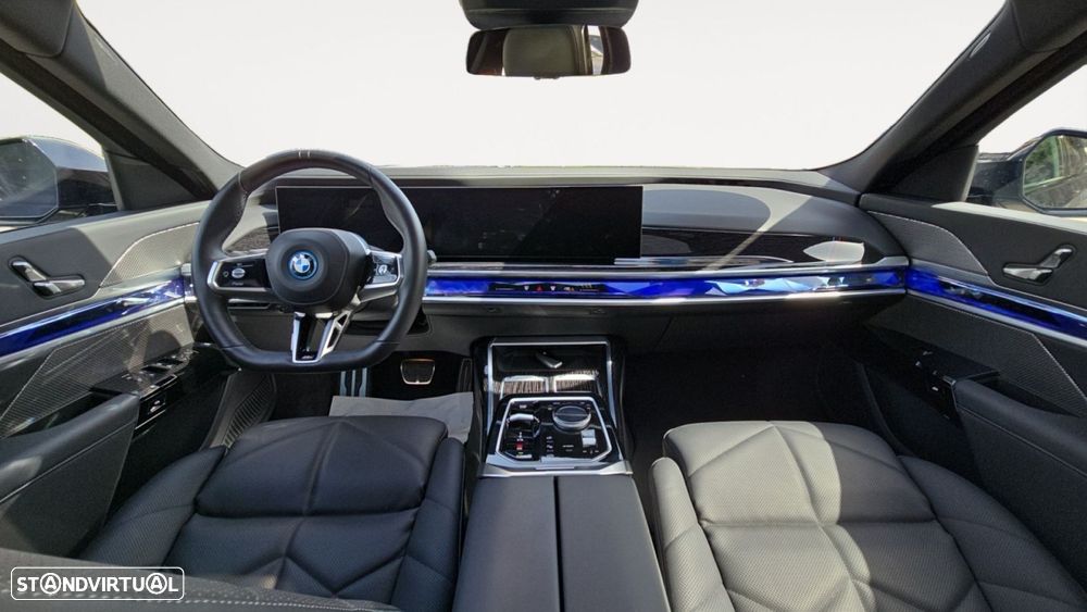 BMW i7 eDrive50 Pack Desportivo M Pro - 11