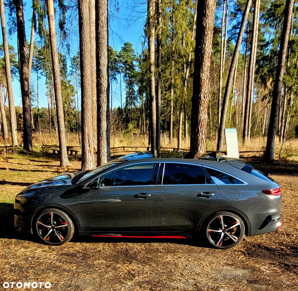 Kia ProCeed 1.6 T-GDI DCT7 OPF GT - 14