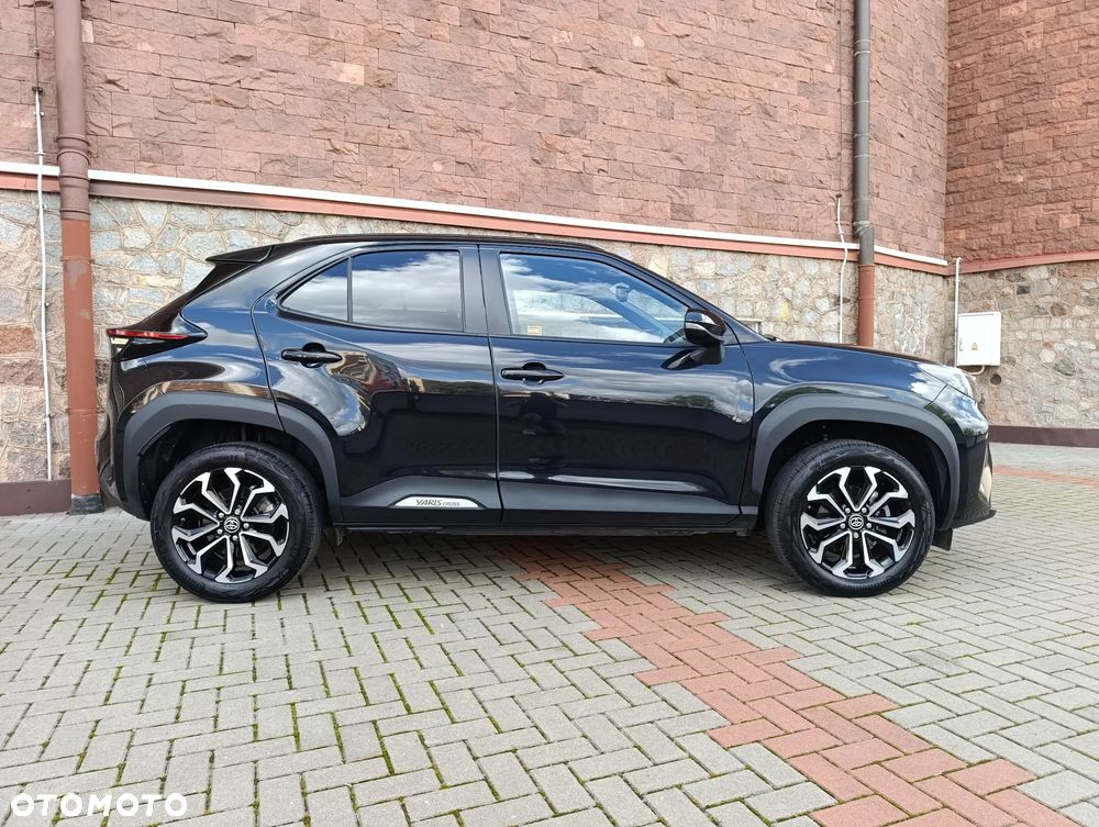 Toyota Yaris Cross Hybrid 1.5 Executive - 12