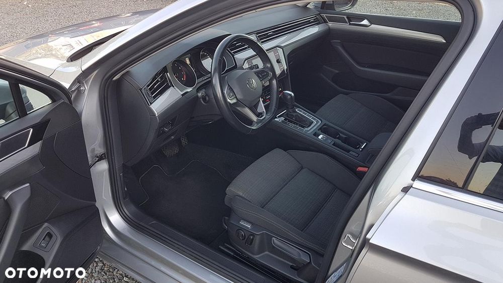 Volkswagen Passat 2.0 TSI Business DSG - 21