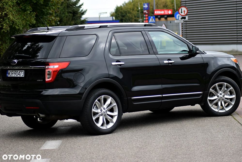 Ford Explorer - 21