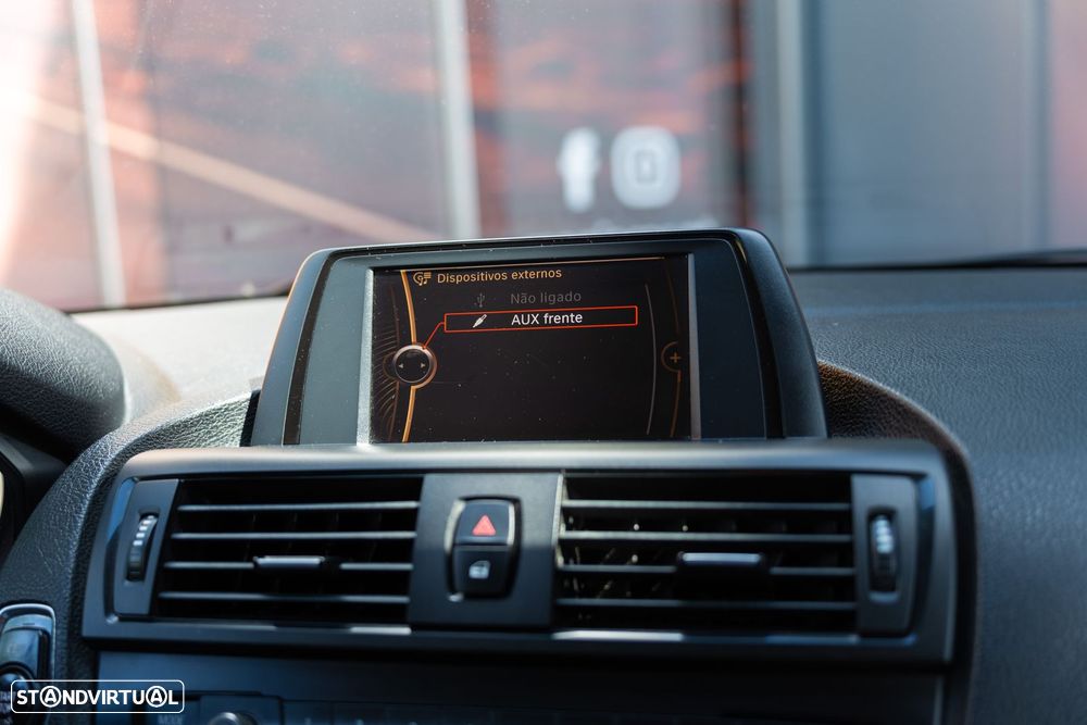 BMW 116 d EDynamics Line Urban - 13