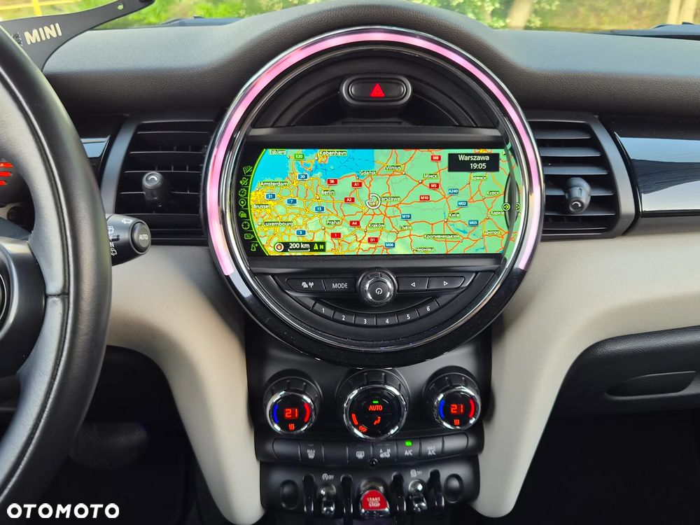 MINI Cooper Seven Chili - 10