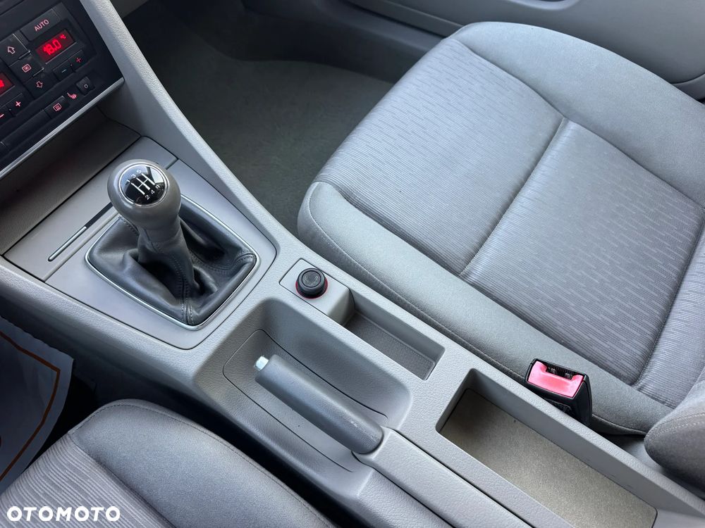 Audi A4 Avant 1.6 - 20