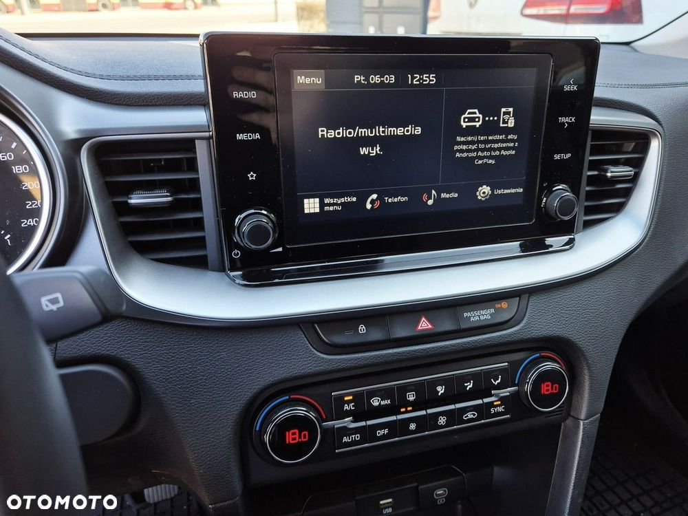 Kia Ceed 1.5 T-GDI M DCT - 29