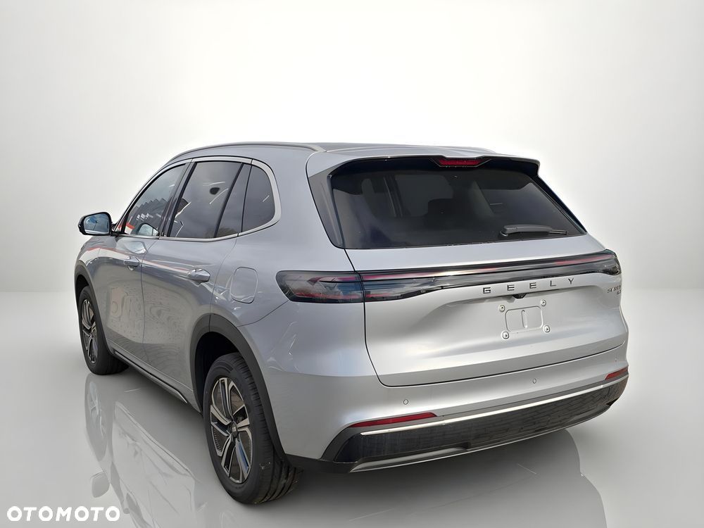 Geely Starray EM-i 1.5 PHEV Pro - 6