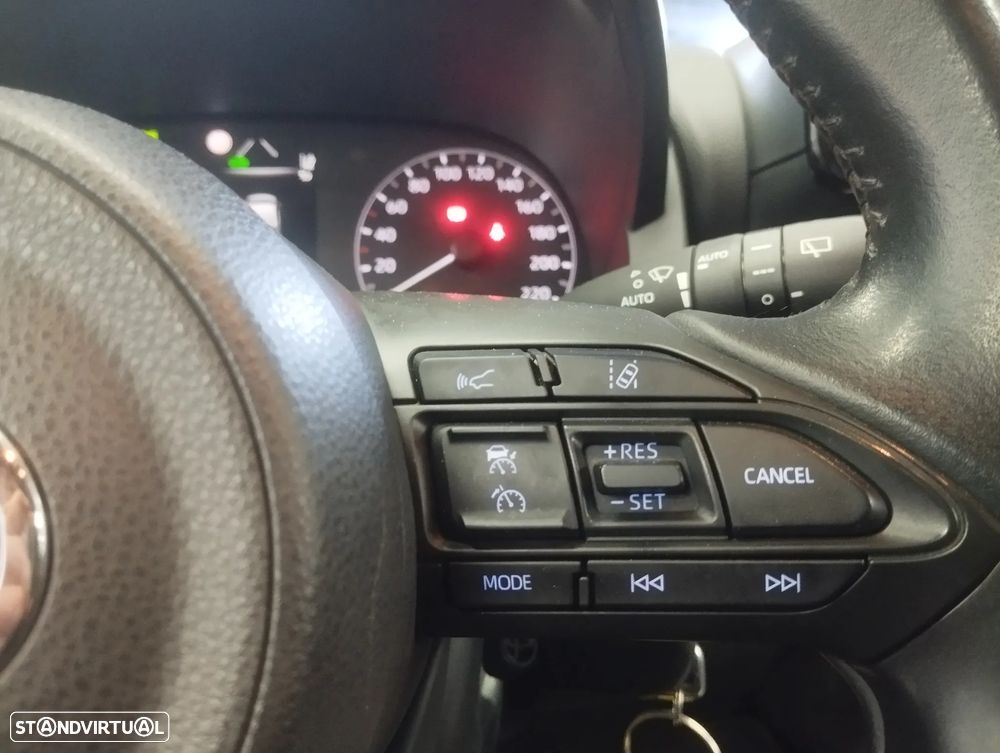 Toyota Yaris 1.5 HDF Comfort - 20