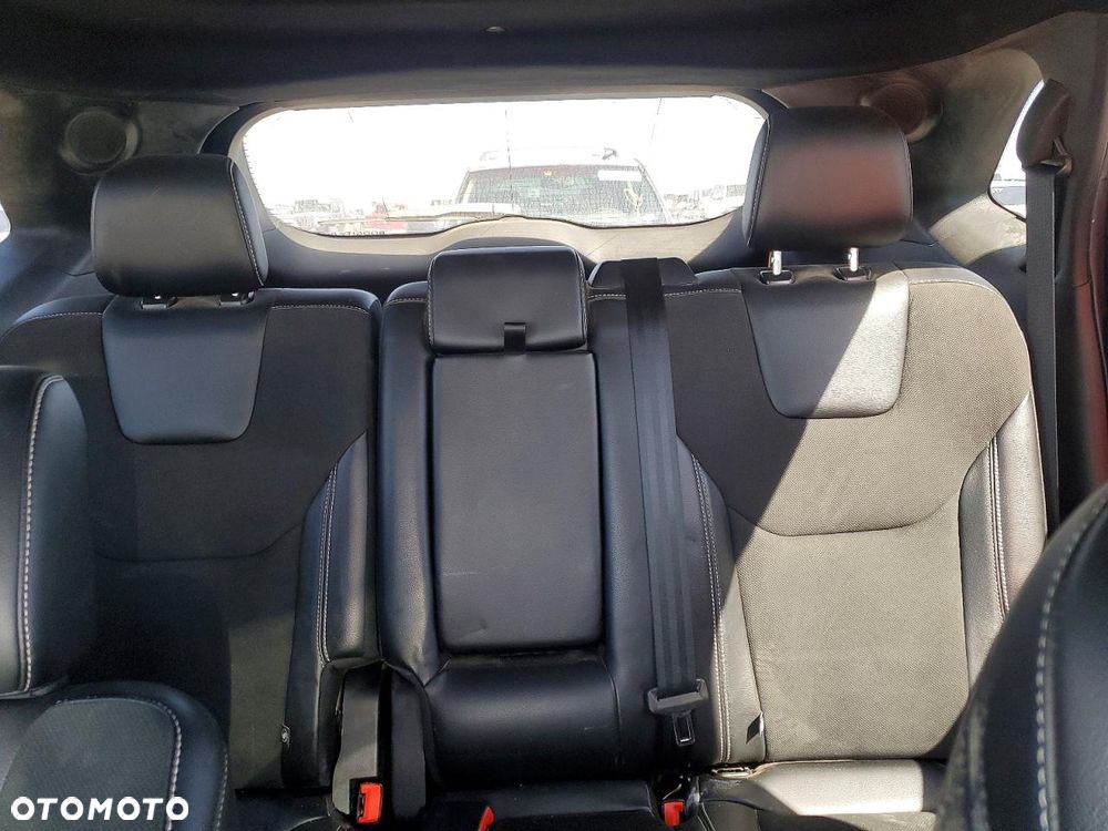 Ford Edge - 11