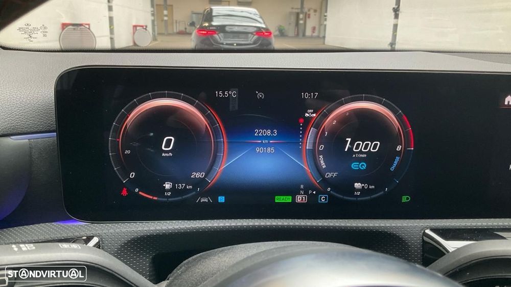Mercedes-Benz A 250 e AMG Line - 4
