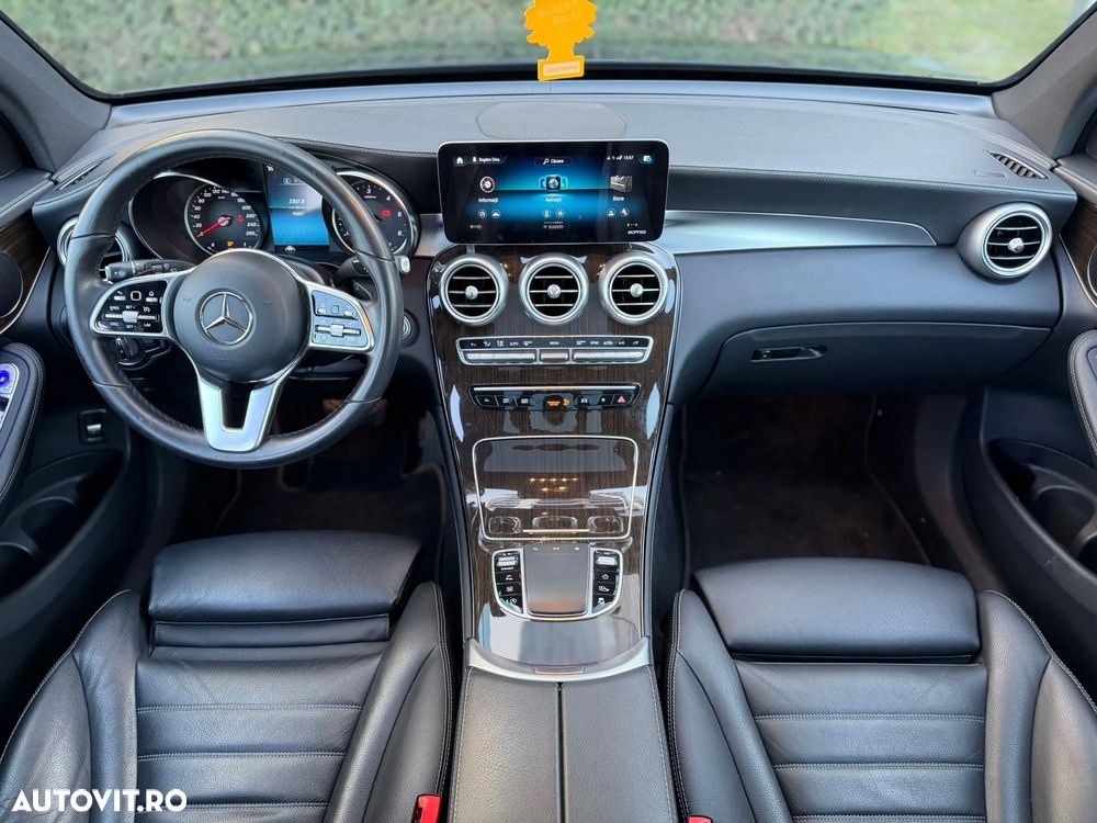 Mercedes-Benz GLC - 28