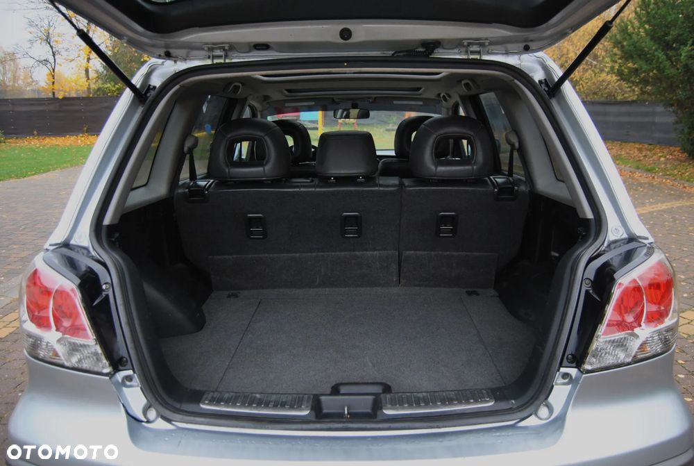 Mitsubishi Outlander 2.0 4WD Invite - 13