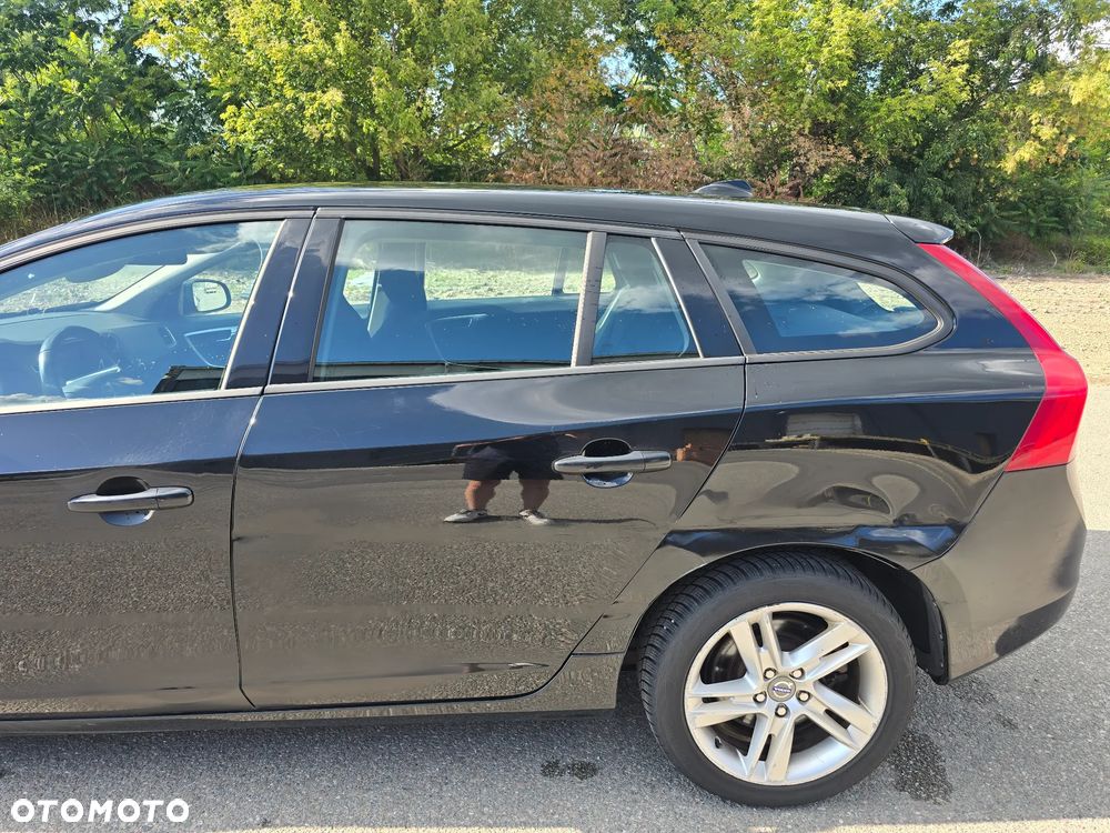 Volvo V60 D4 Geartronic - 34