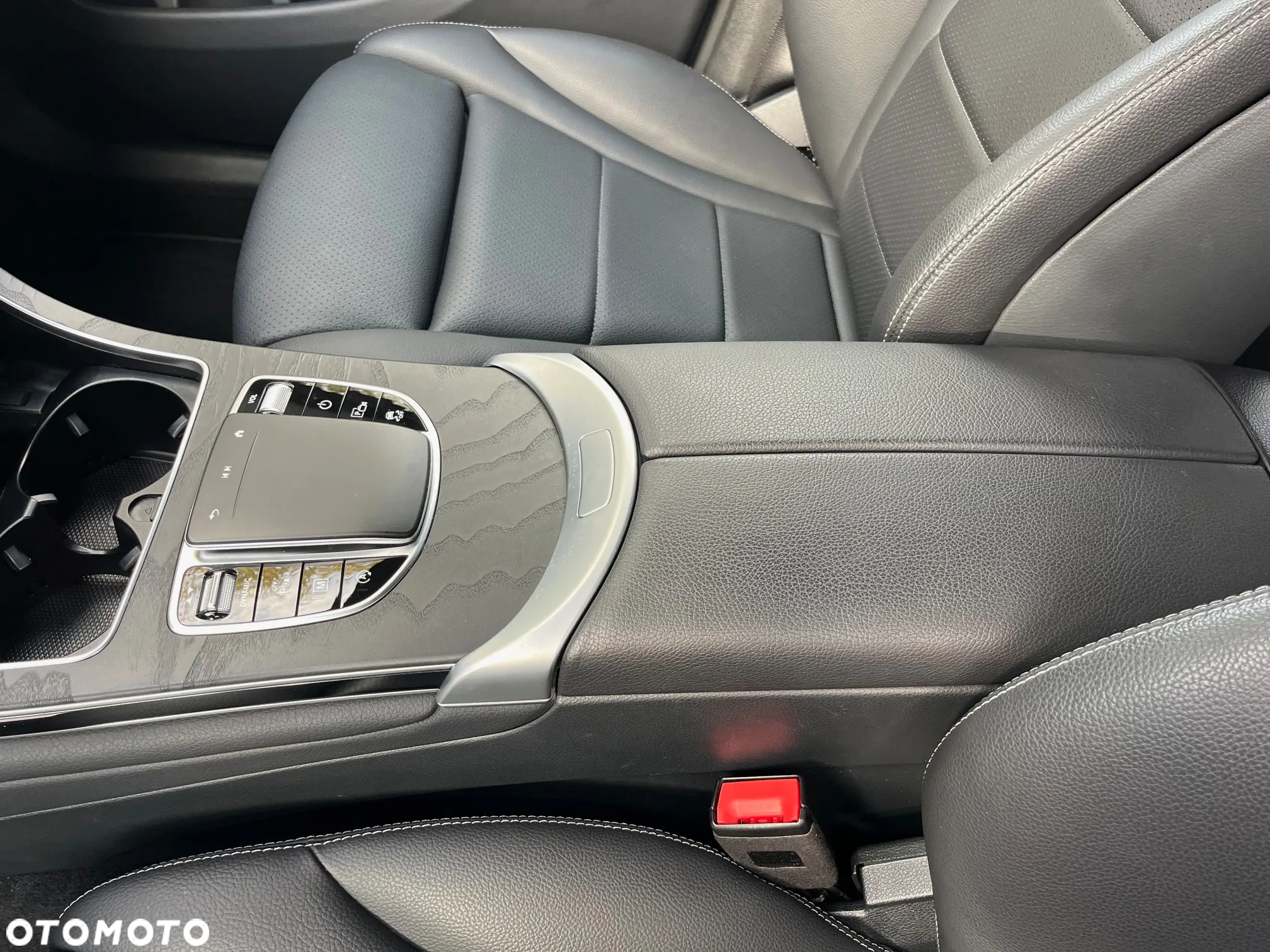Mercedes-Benz GLC 300 4-Matic - 24