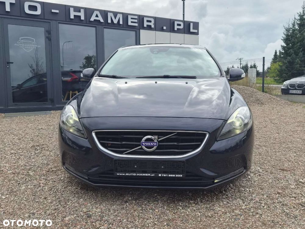 Volvo V40 T2 Momentum - 27