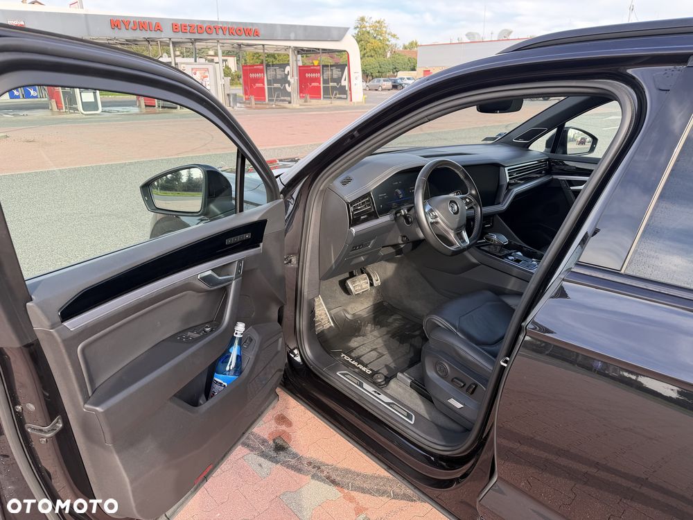 Volkswagen Touareg 3.0 V6 TDI SCR 4Mot R-Line - 19