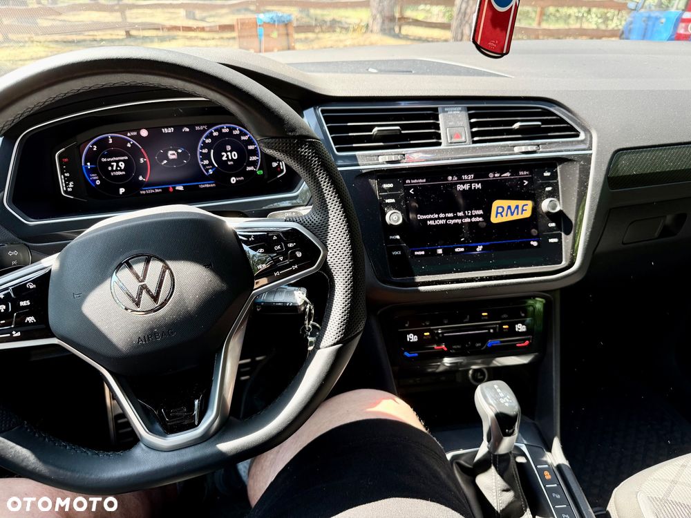 Volkswagen Tiguan 2.0 TDI SCR 4MotION DSG R-Line - 8