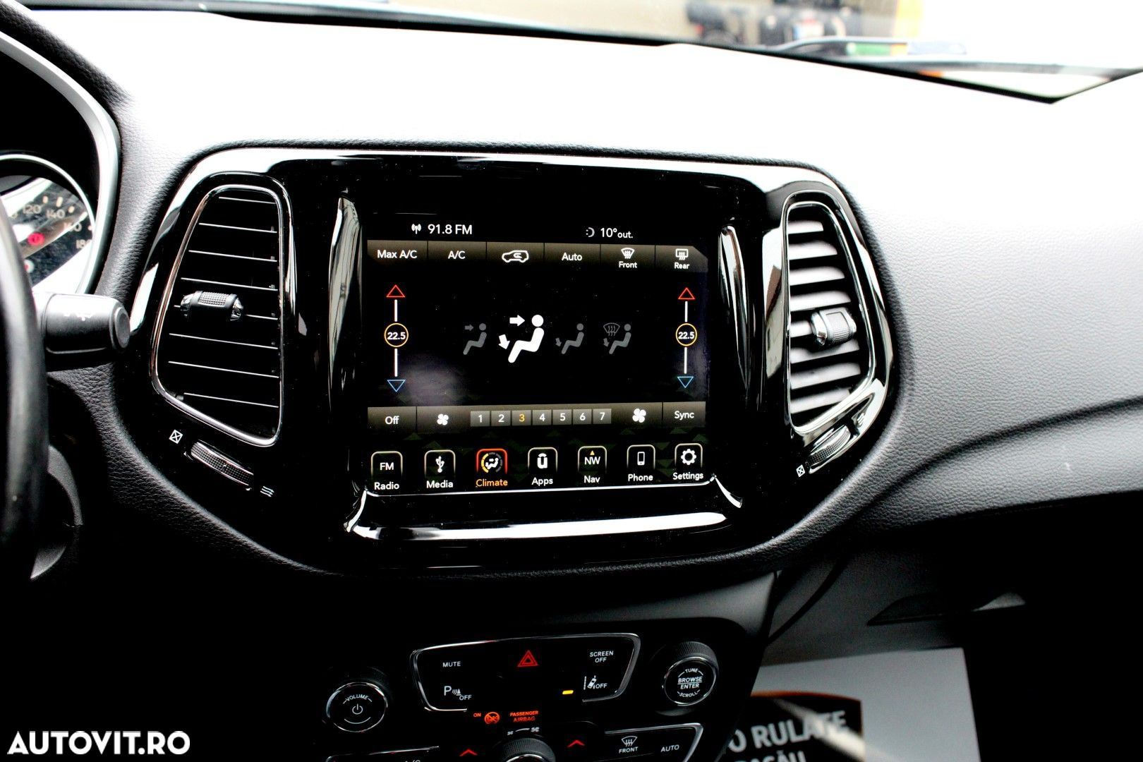 Jeep Compass - 16