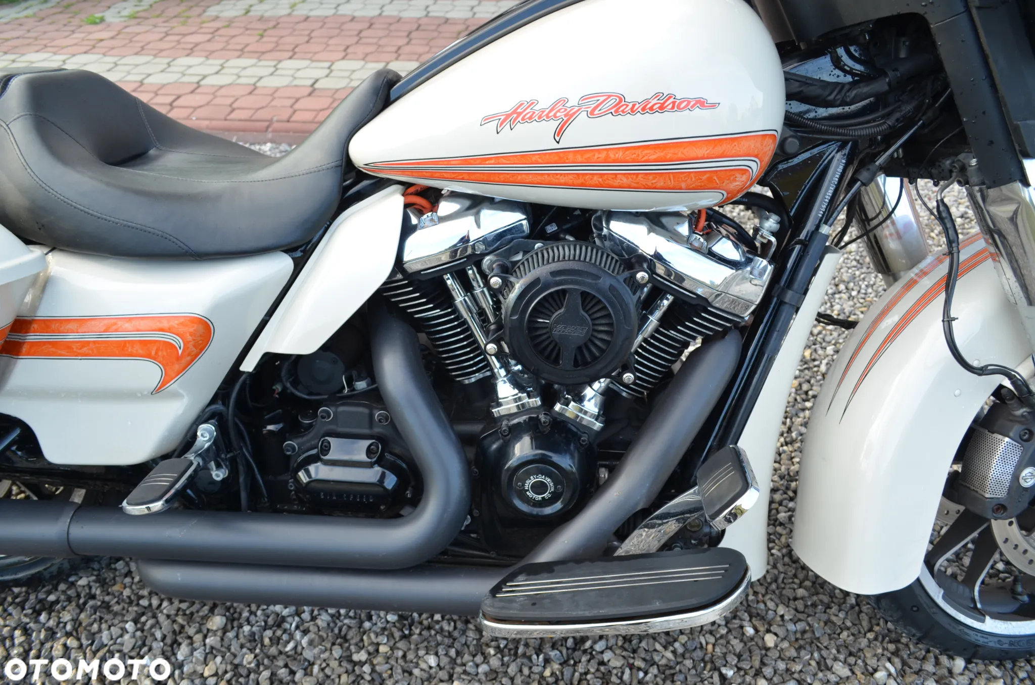 Harley-Davidson Touring Street Glide - 10