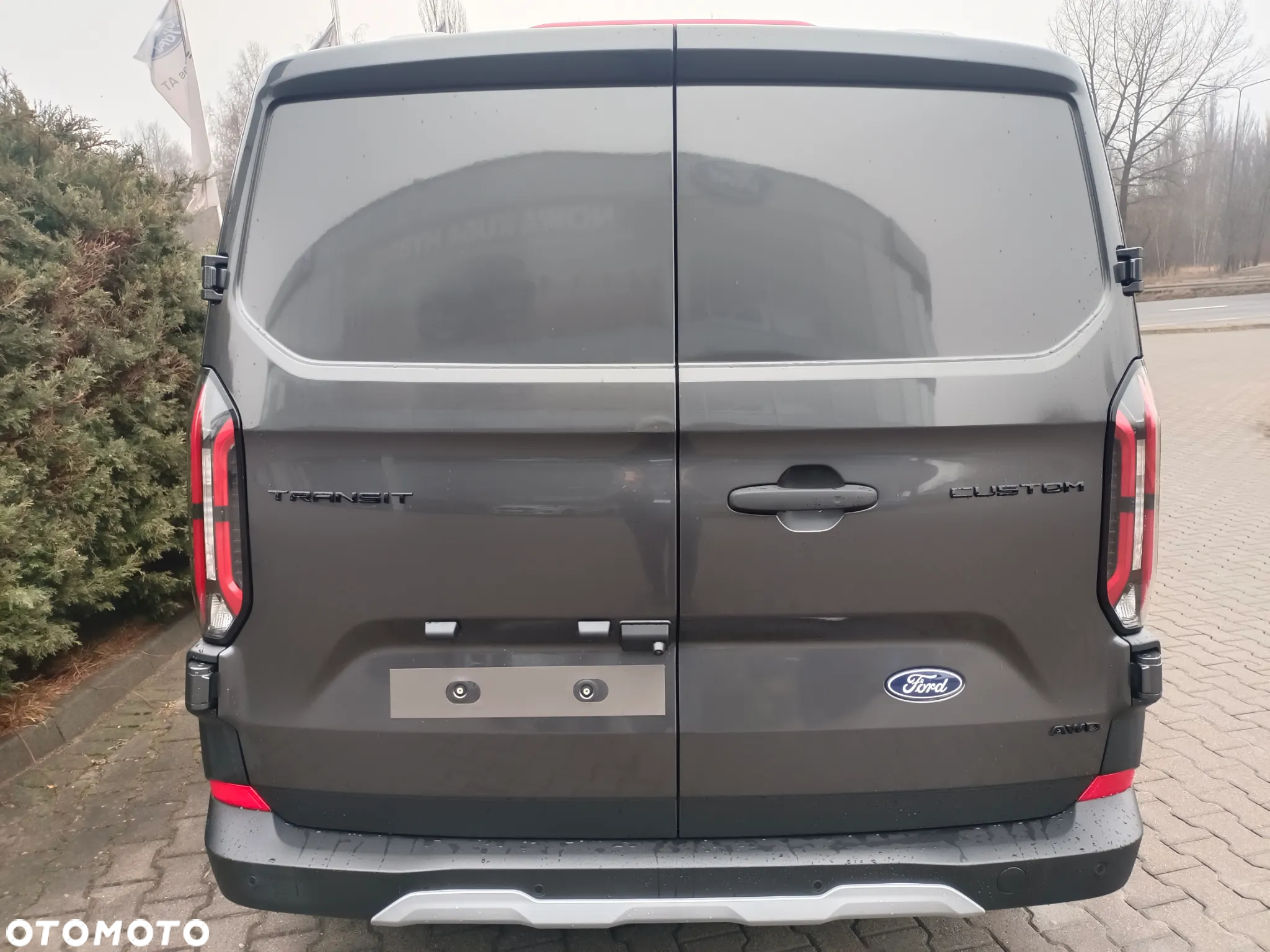 Ford Custom TRAIL - 6