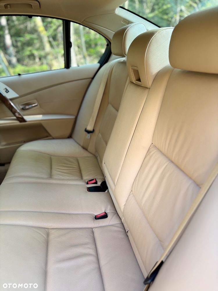 BMW Seria 5 - 10