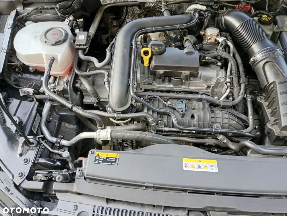 Volkswagen Golf 1.0 eTSI OPF DSG Life - 13
