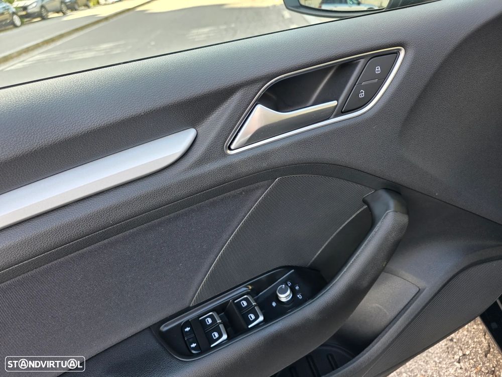 Audi A3 Limousine 1.6 TDI Sport - 12