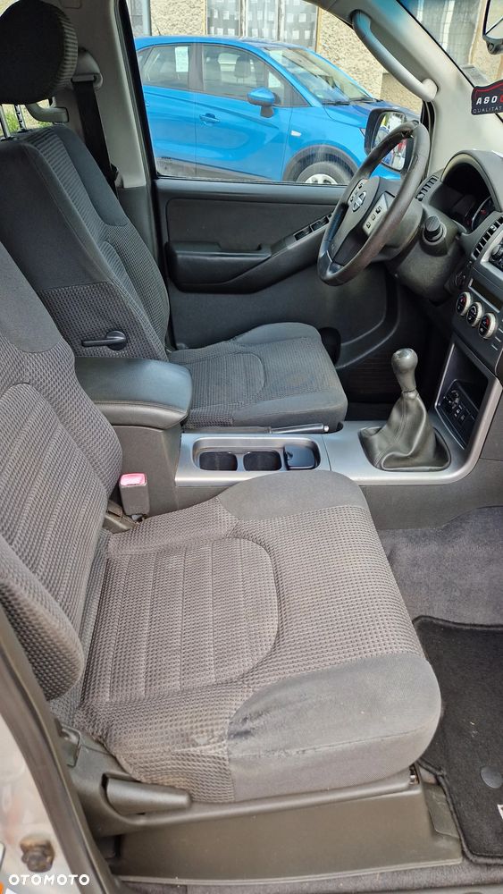 Nissan Pathfinder 2.5 DCi Elegance - 12