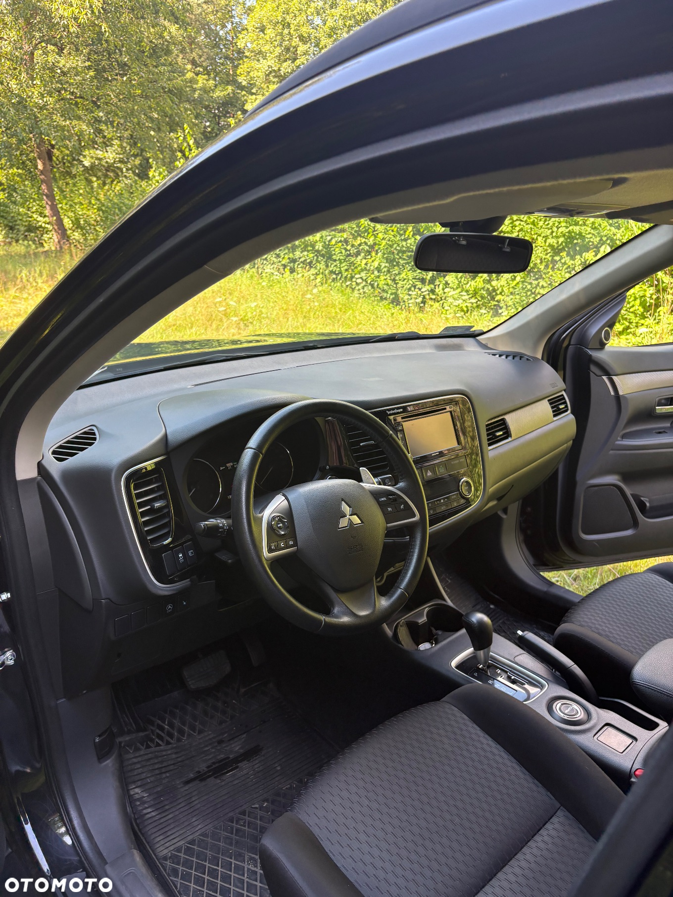 Mitsubishi Outlander - 9
