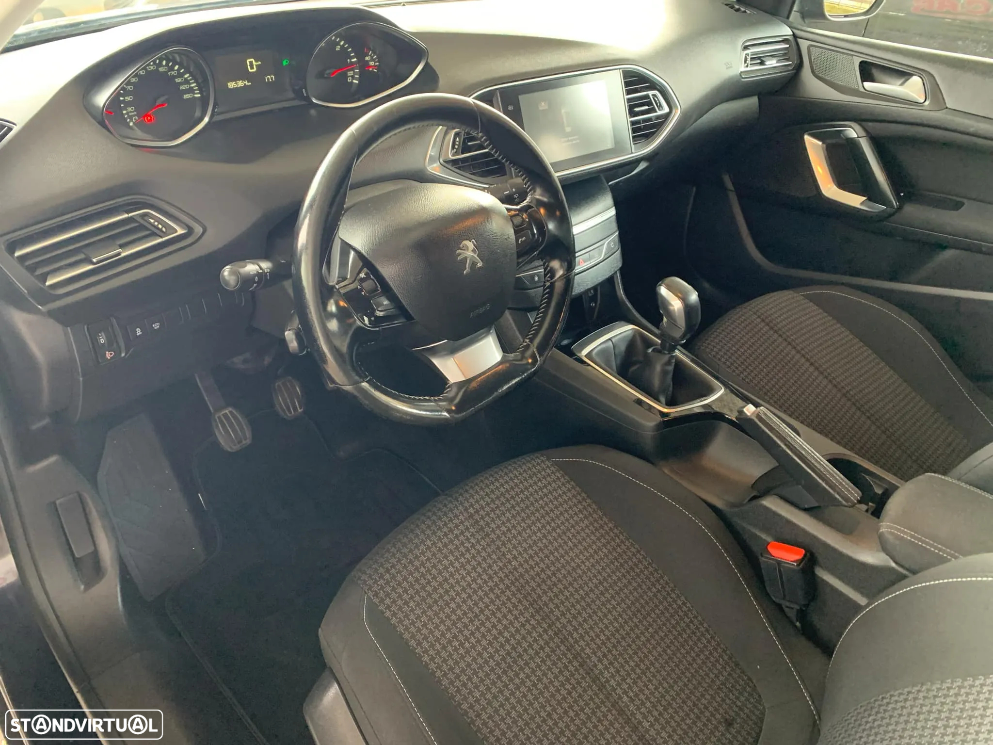 Peugeot 308 SW 1.6 BlueHDi Style - 10